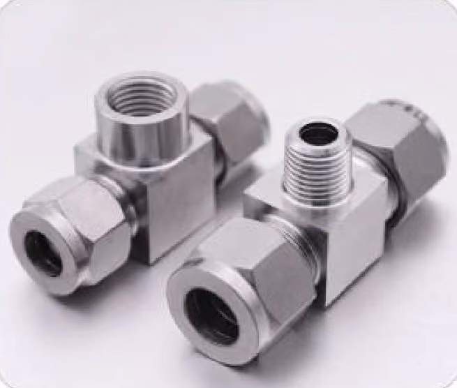 Compression Male/Female Tee — FerruleX stainless steel fittings