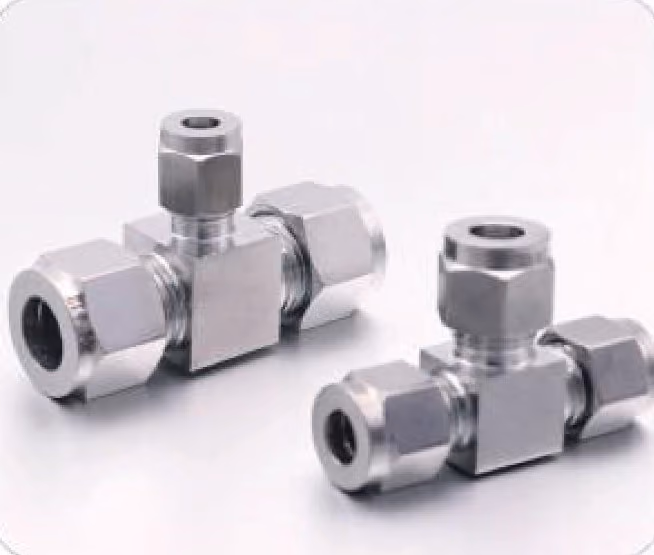 Compression Reducing Tee — FerruleX stainless steel fittings