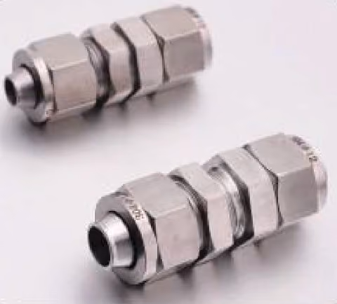 Quick-Screw Bulkhead Connector — FerruleX stainless steel fittings